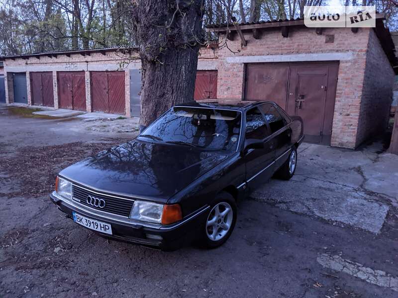 1990 audi 100
