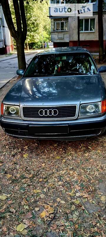 1990 audi 100