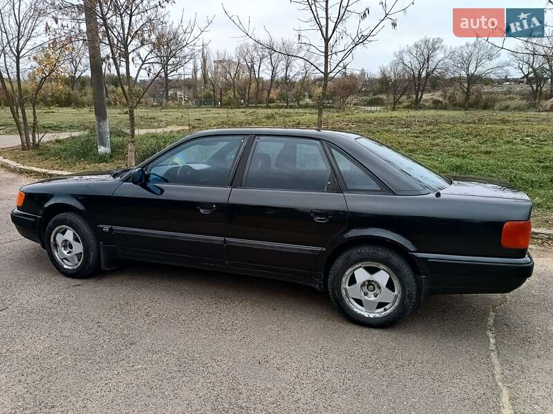 1992 audi 100