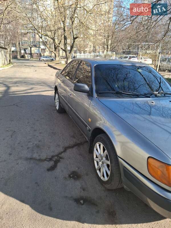 1992 audi 100