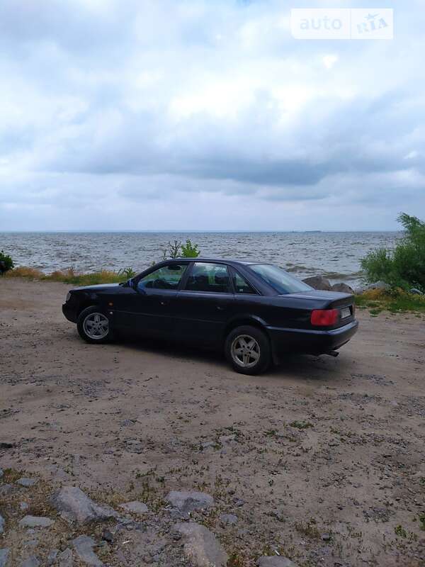 1992 audi 100