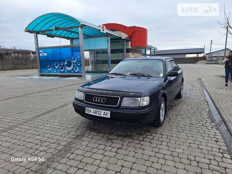 1992 audi 100