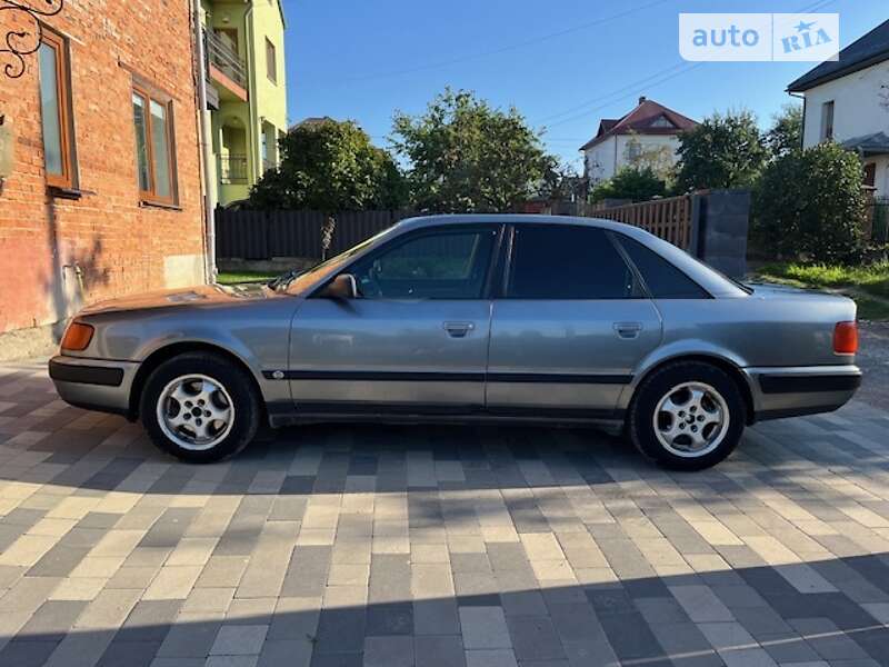1992 audi 100