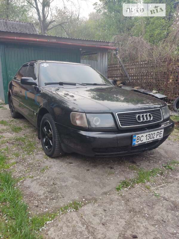 1993 audi 100