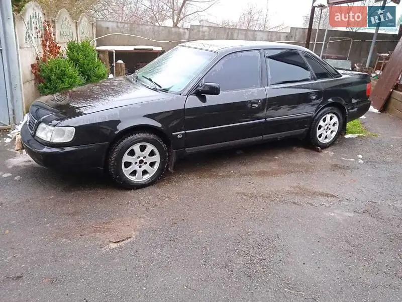 1993 audi 100