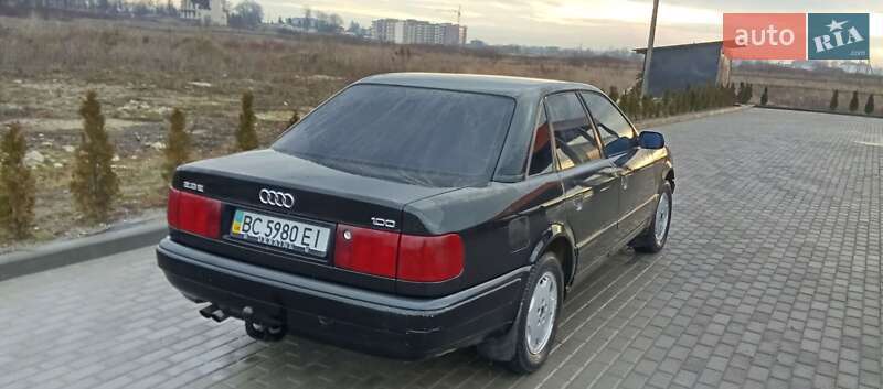1993 audi 100