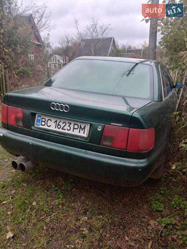 1993 audi 100