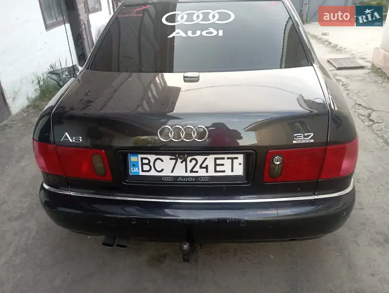 2000 audi a8