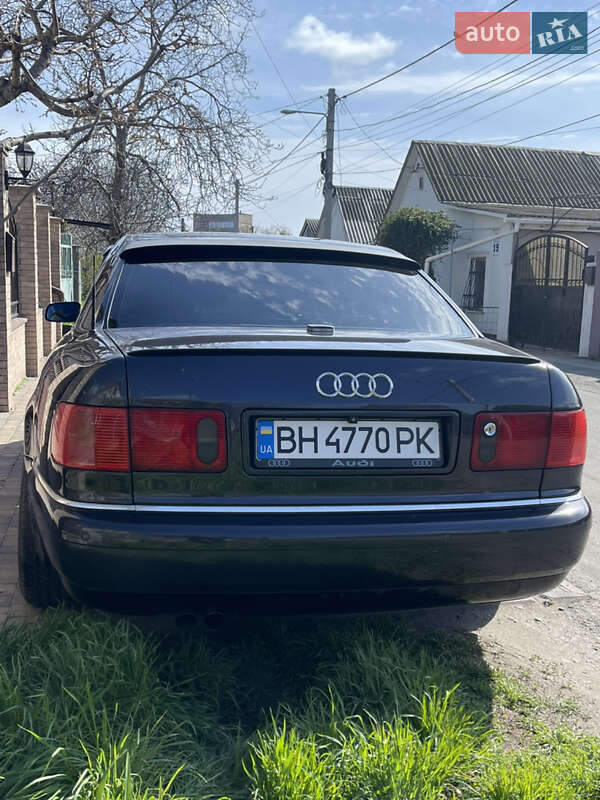 2000 audi a8