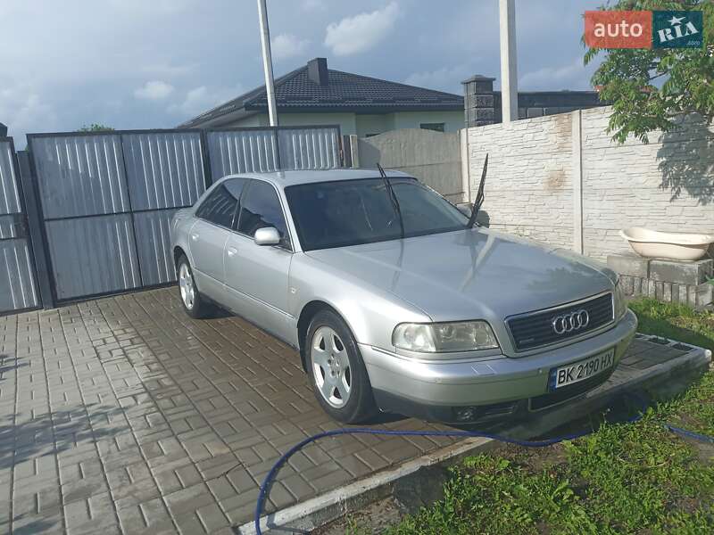 2000 audi a8