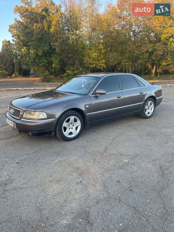 2000 audi a8