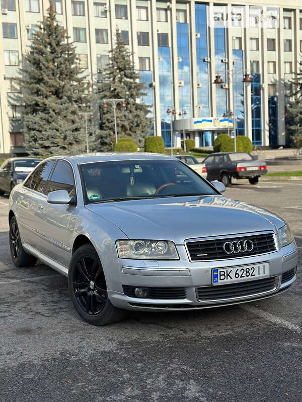 2004 audi a8