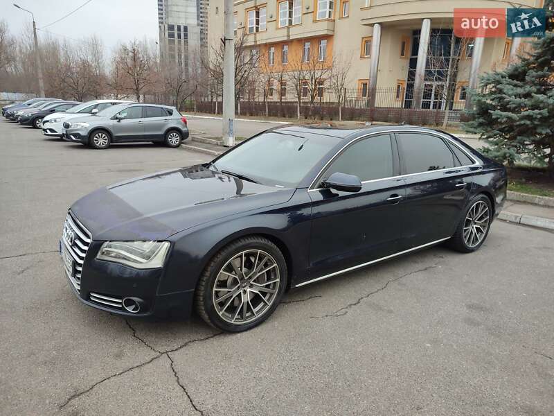 2010 audi a8