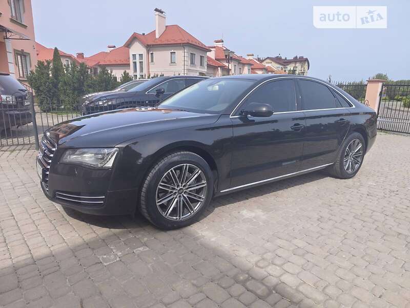 2013 audi a8