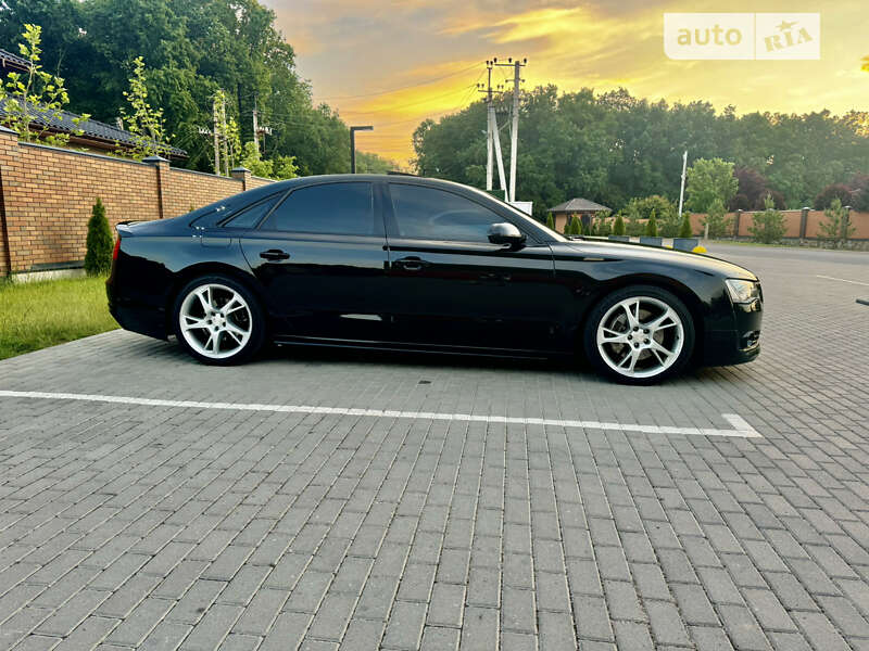 2010 audi a8