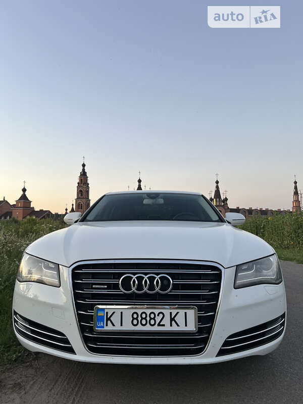 2011 audi a8