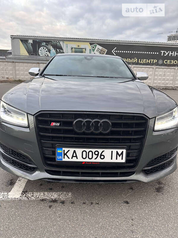 2014 audi s8
