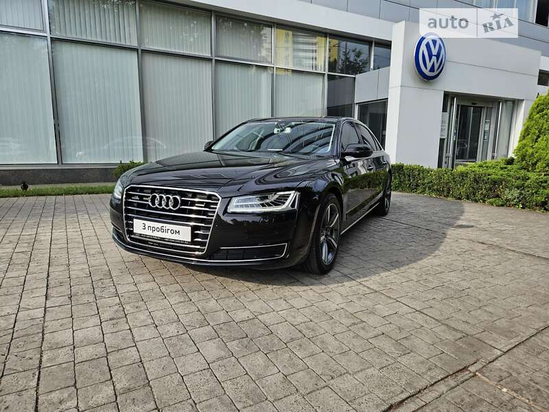2017 audi a8