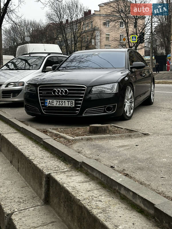 2012 audi a8