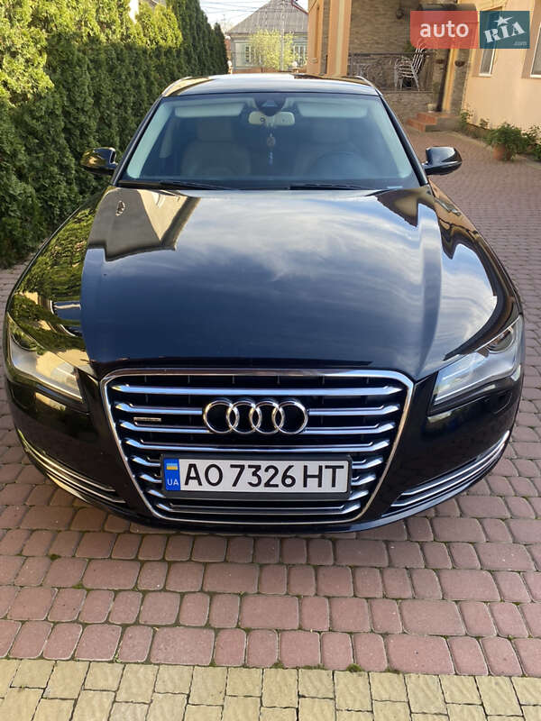 2010 audi a8
