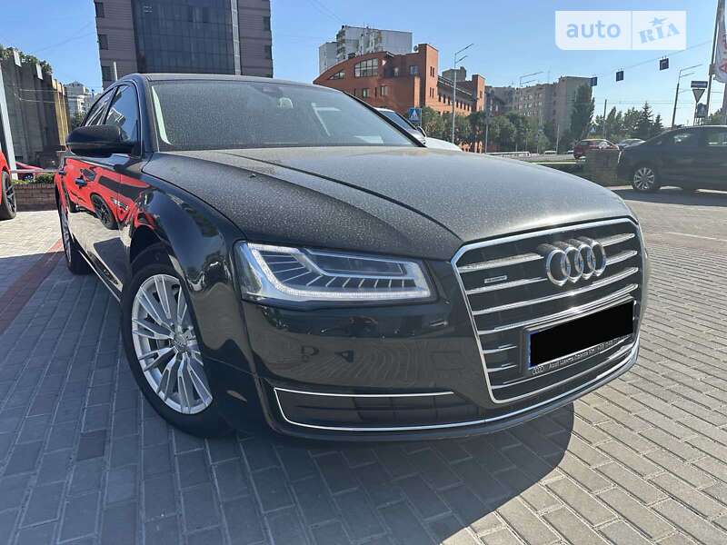 2017 audi a8