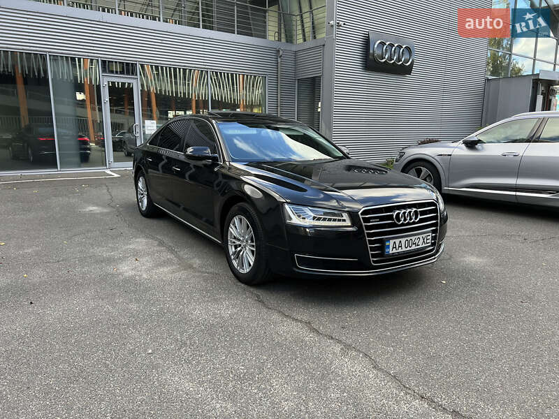 2017 audi a8