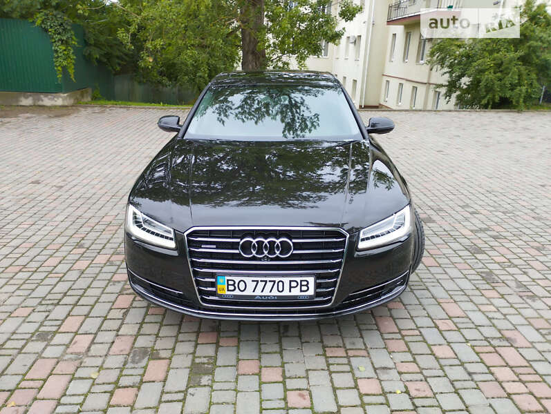 2017 audi a8