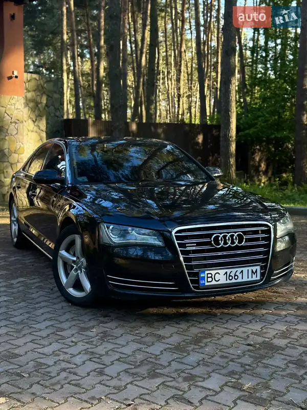 2012 audi a8