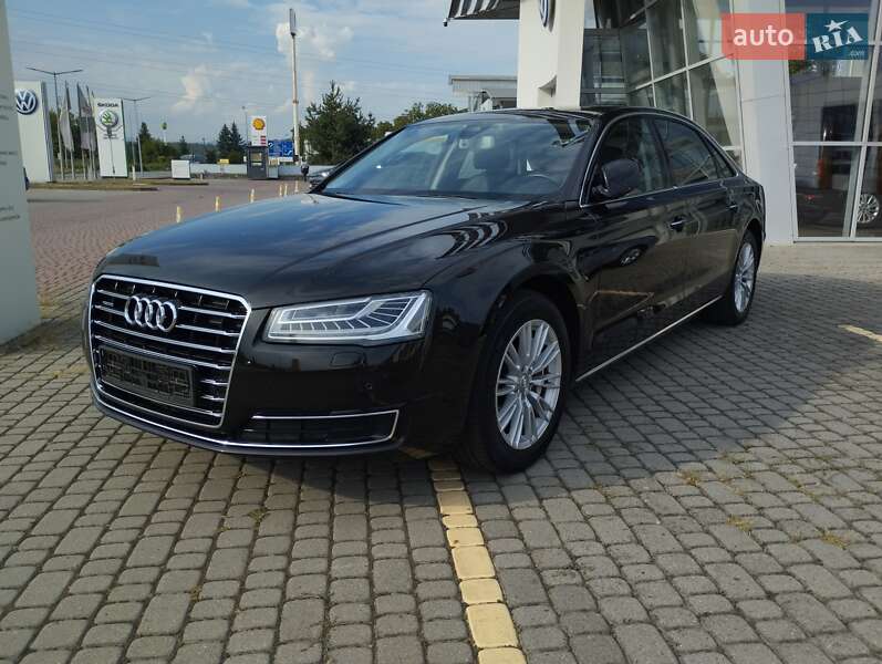 2017 audi a8