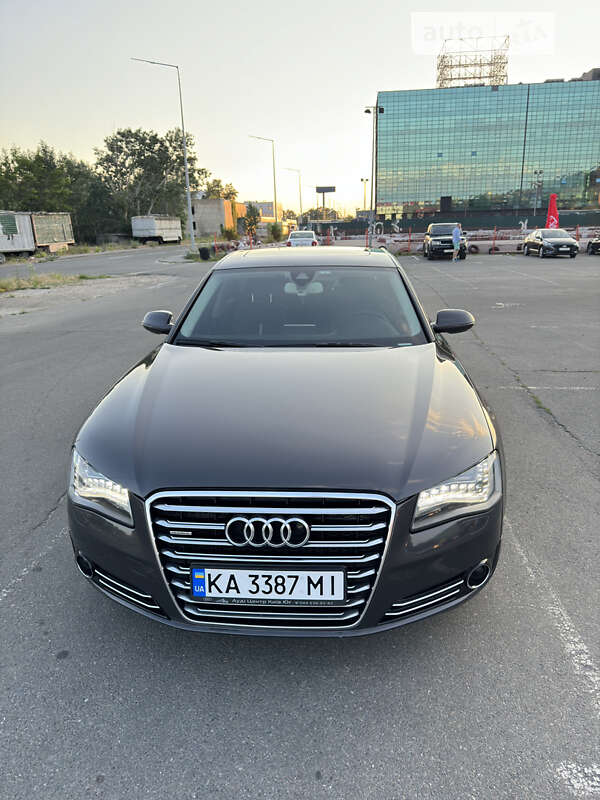 2011 audi a8
