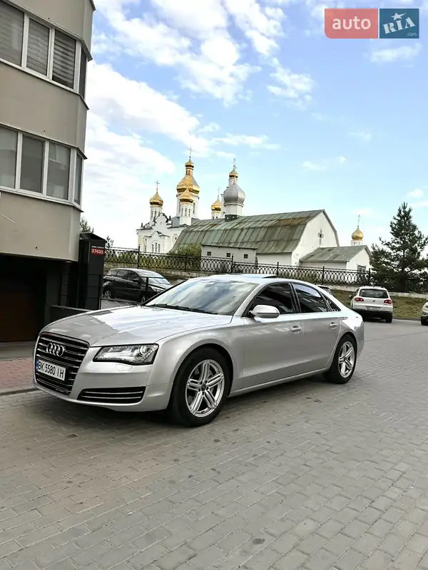 2012 audi a8