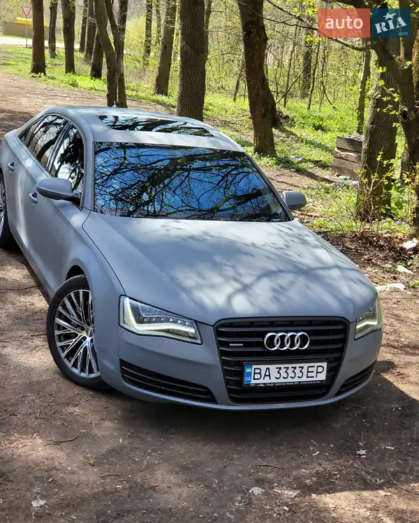2012 audi a8