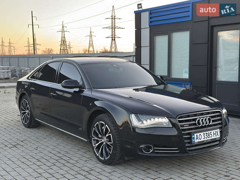 2013 audi a8
