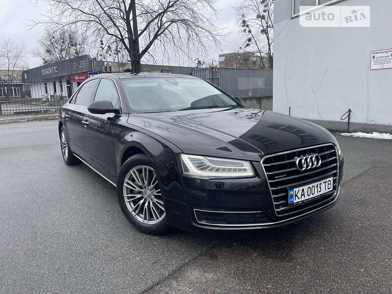 2017 audi a8