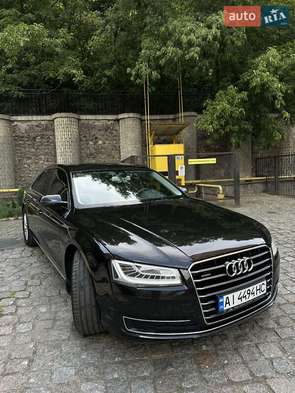 2017 audi a8