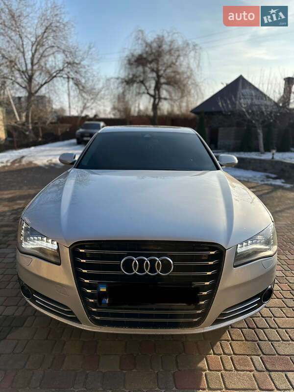 2010 audi a8