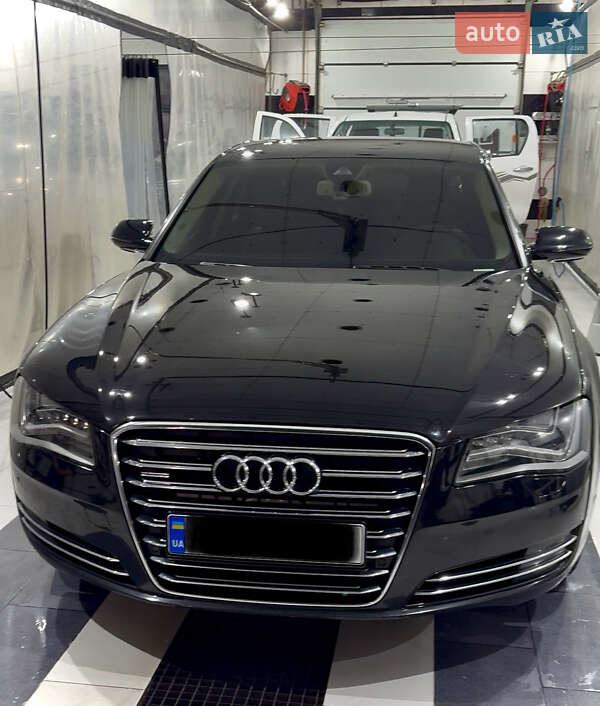 2011 audi a8
