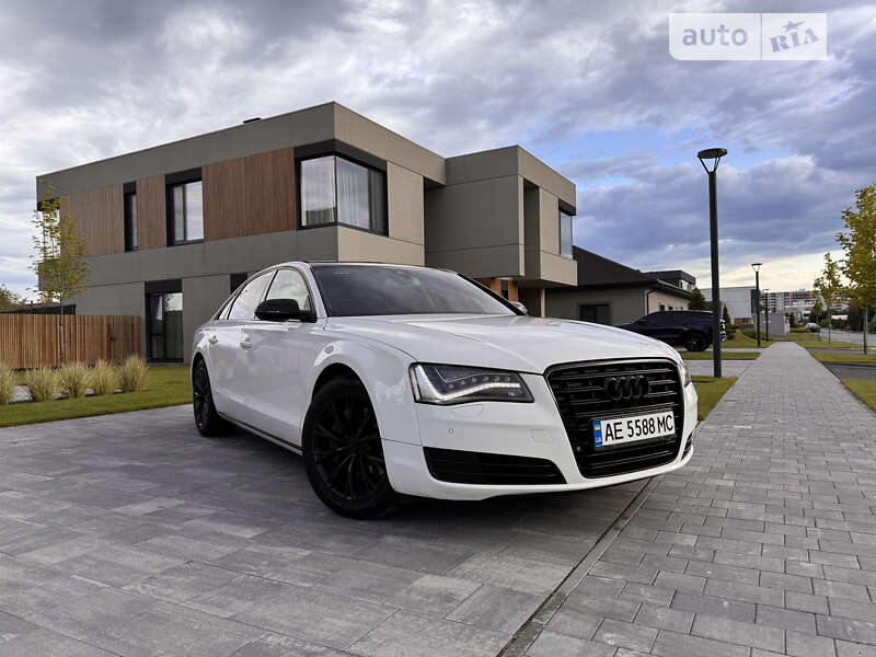 2019 audi a8