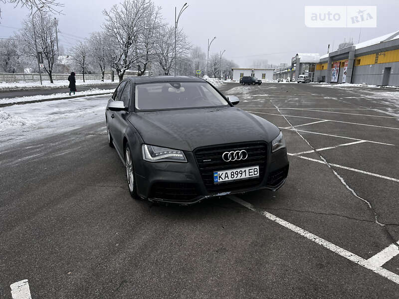2011 audi a8