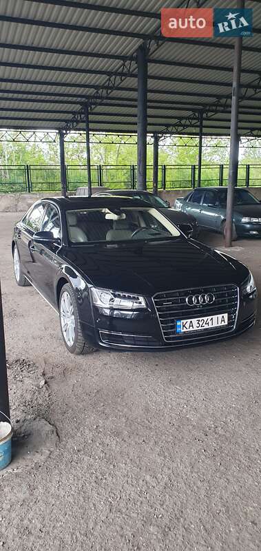2013 audi a8