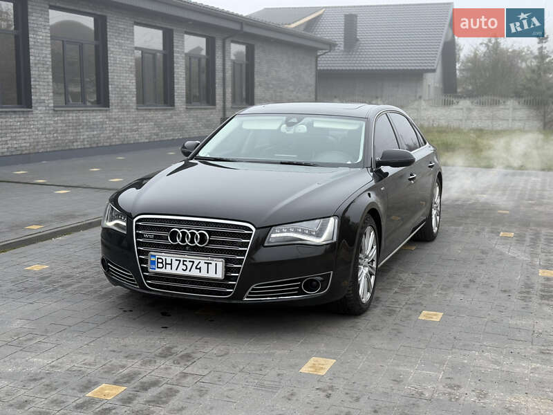 2012 audi a8