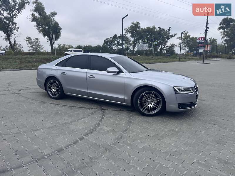 2016 audi a8