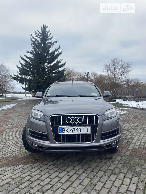 2010 audi q7