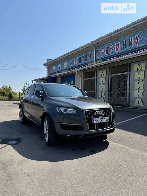 2011 audi q7