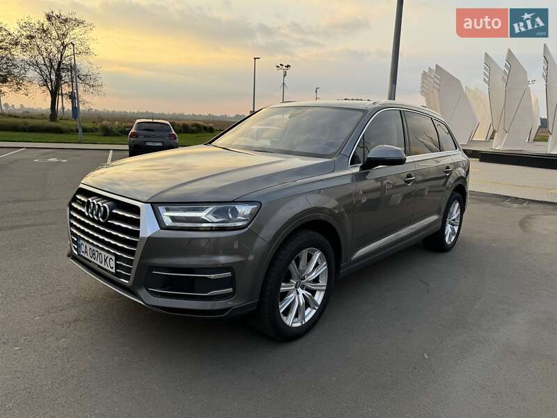 2016 audi q7