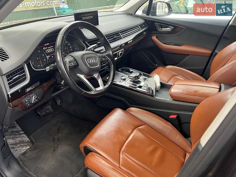 2016 audi q7