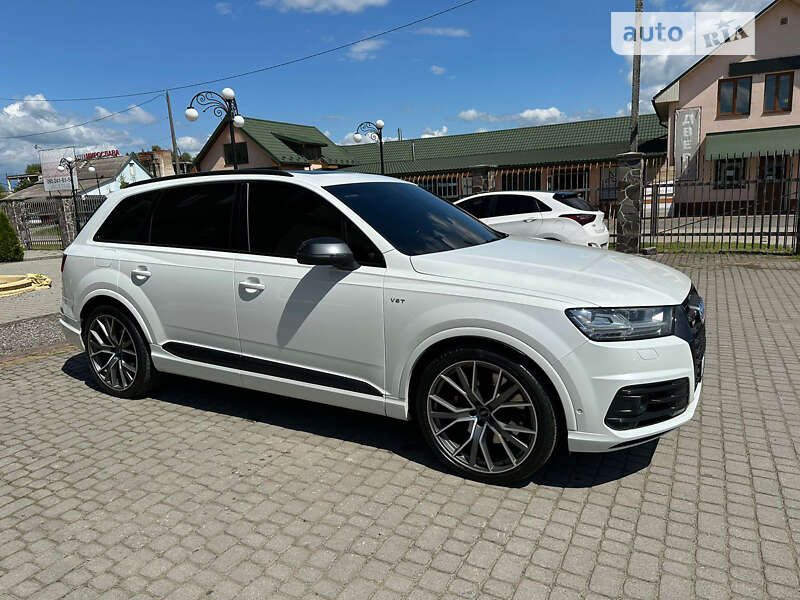 2016 audi sq7