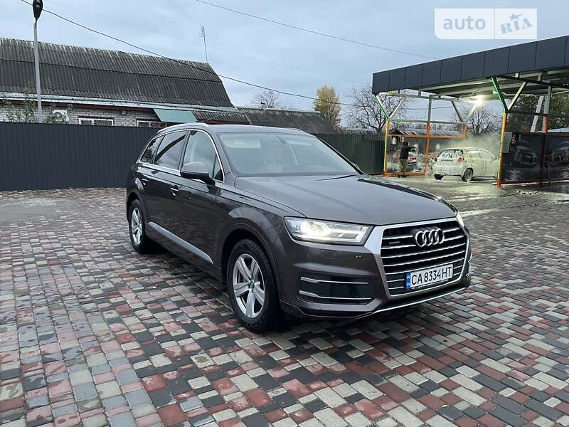 2017 audi q7