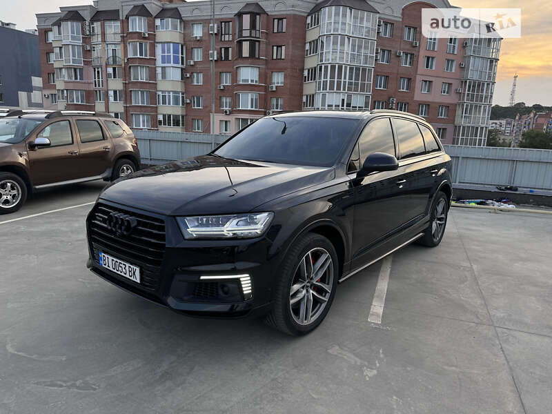 2017 audi q7 e-tron