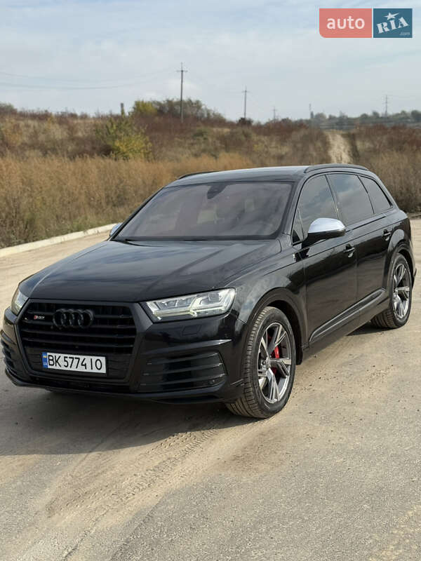 2017 audi sq7